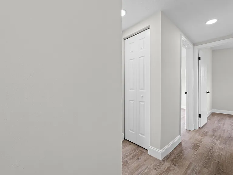 2415 Lewis Rd — Photo 22
