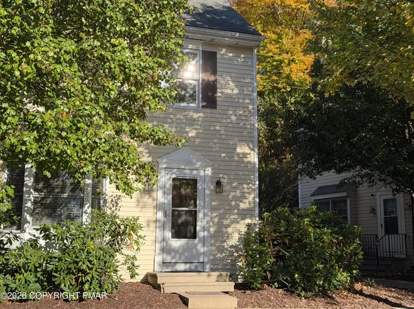 116 Eaglesmere Cir APT 12, East Stroudsburg, PA 18301