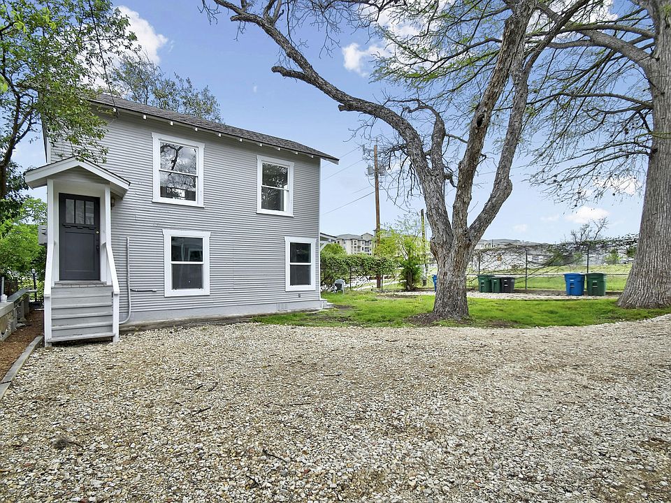 1st image of 293 Post Ave #2B