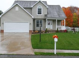 111 Evergreen Ct, Slippery Rock, PA