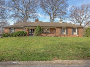 12211 Oak Ridge Rd, Independence, MO 64052