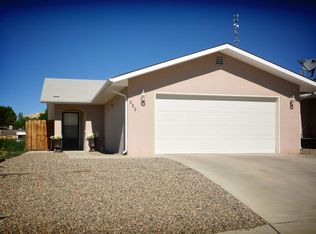 809 N Cholla St, Bloomfield, NM 87413