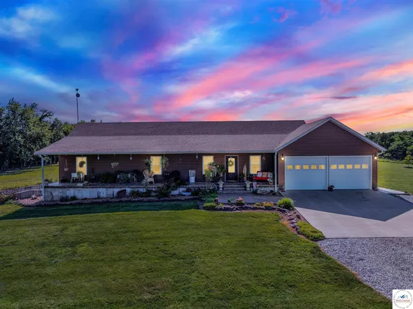 31913 Pleasant Hill Rd, Sedalia, MO 65301