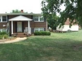 5420 Rockwood Rd, Charlotte, NC 28216