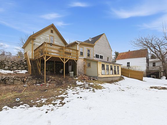 4th image of 311 Main Street