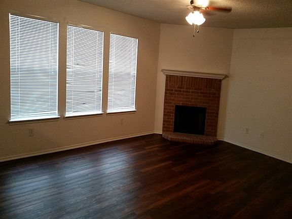 2nd image of 9321 Sundial Dr