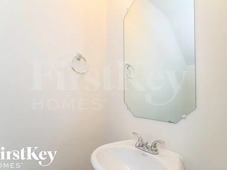 1909 Allyson Ave — Photo 13