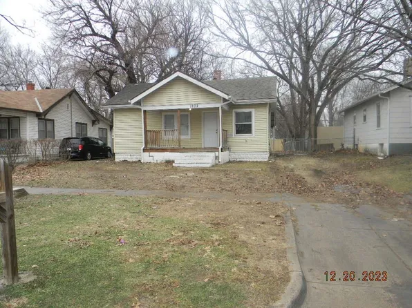 1232 S Ida Ave, Wichita, KS 67211