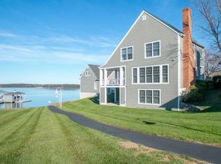 140 Cottage Ln, Moneta, VA 24121