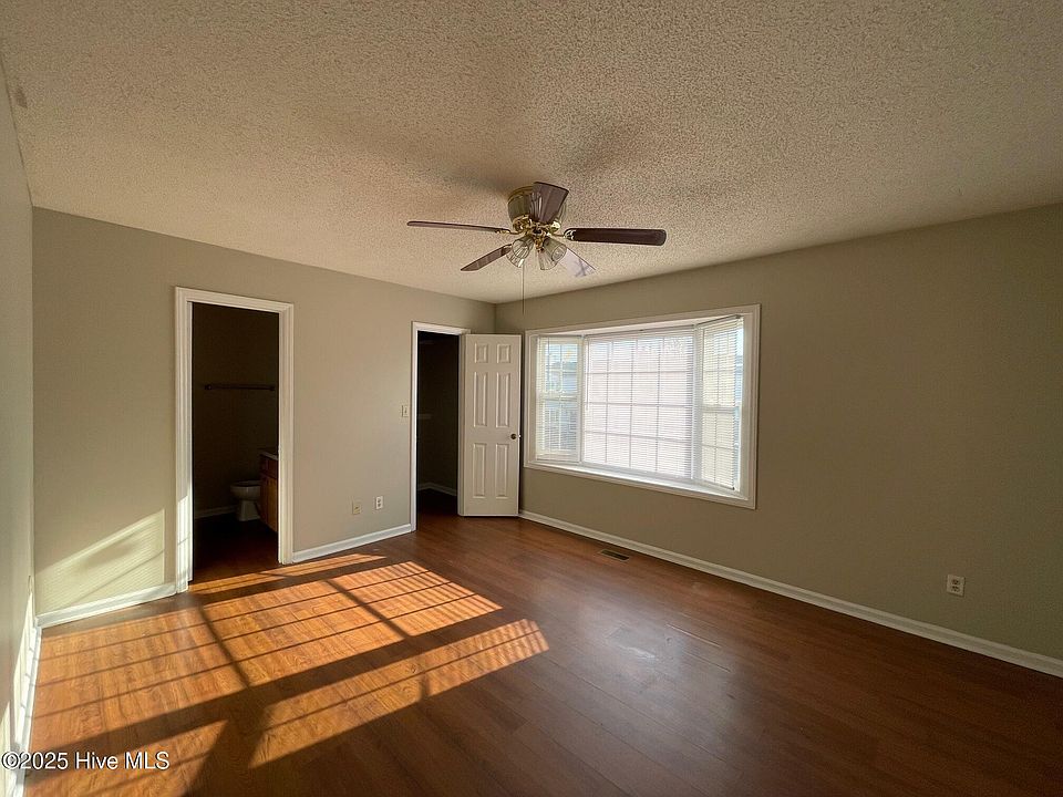 1st image of 328 Haven Dr APT M6