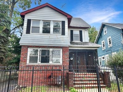 189 Alexander St, Newark, NJ, 07106