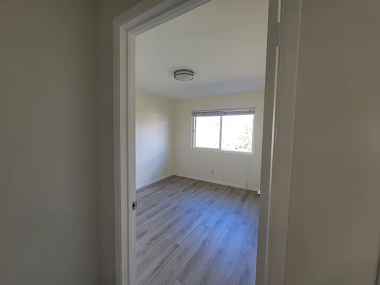 3724 Portofino Way — Photo 32