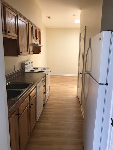 1 bed, 600 sqft, $750 — Photo 3