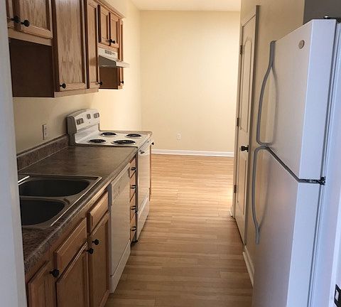 3rd image of 105 3rd Ave #H
