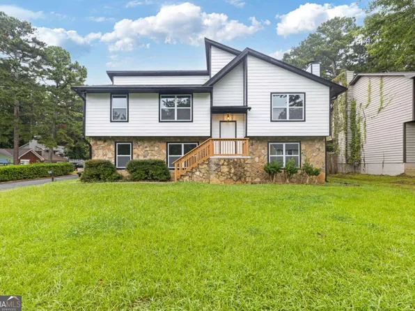 1455 Woodington Cir, Lawrenceville, GA 30044