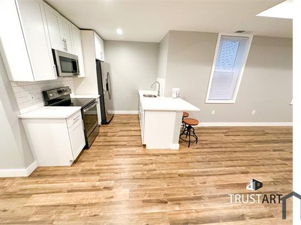 1712 N Marshall St #3
