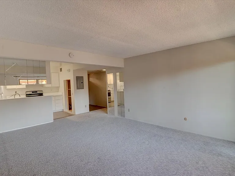 4012 Valeta St #302 — Photo 7