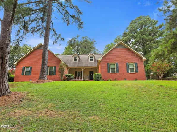 117 Countrywood Cir, Clinton, MS 39056