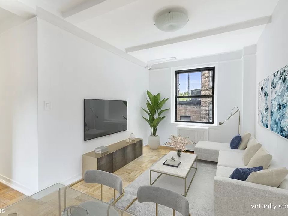 1st image of 226 E 12th St APT 7J