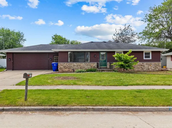 515 E Sylvan Ave, Appleton, WI 54915