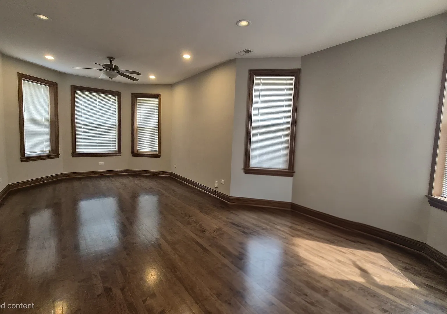 4 bed, $3,200 — Photo 4