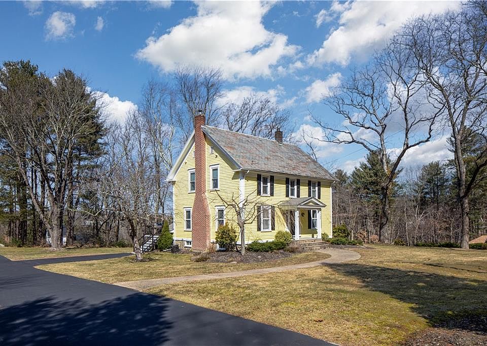 709 Pound Hill Rd, North Smithfield, RI 02896 Zillow
