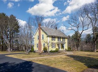 709 Pound Hill Rd, North Smithfield, RI 02896