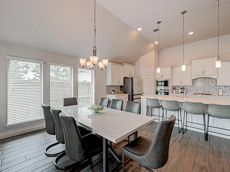 3510 Auburn Creek Cir — Photo 28
