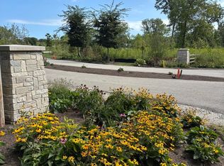 740 Tamarack Trl, Lake Forest, IL 60045