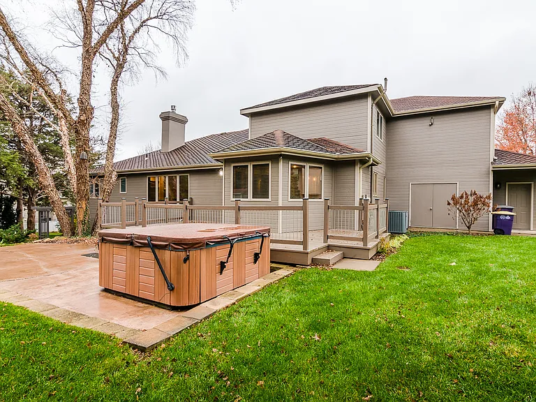 1108 Morgan Ln — Photo 35