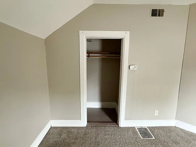 1020 Adams St — Photo 8