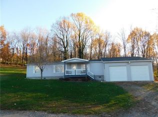1520 Martin Rd, Connellsville, PA 15425