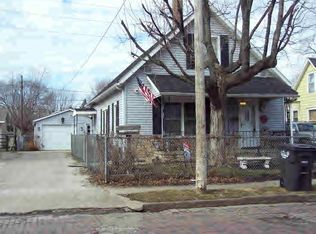 32 Pennsylvania Ave, Danville, IL 61832