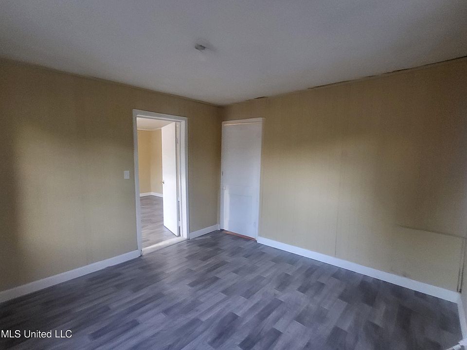 626 W Main St, Senatobia, MS 38668 MLS 4063615 Zillow