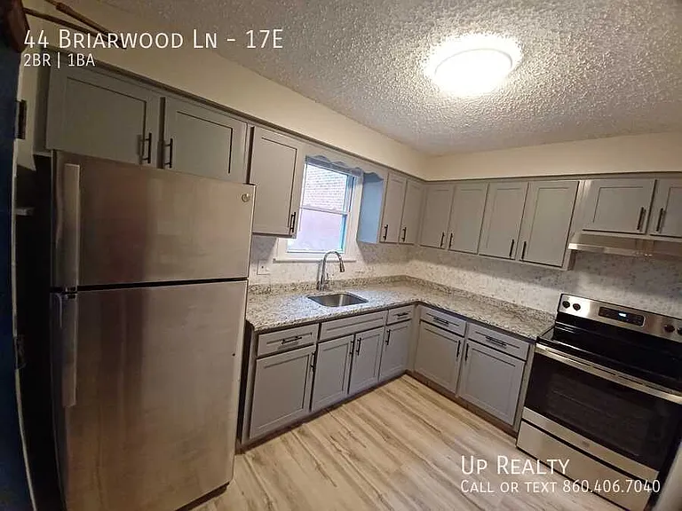 44 Briarwood Ln #17E — Photo 5