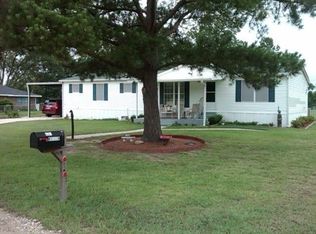 636 Glover Rd, Livingston, TX 77351