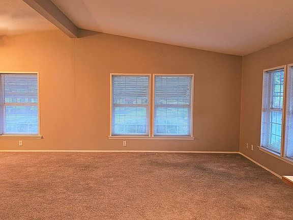 5th image of 16500 SE 1st St Unit 91