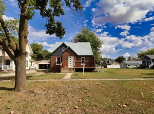 410 S Main St, Flanagan, IL 61740