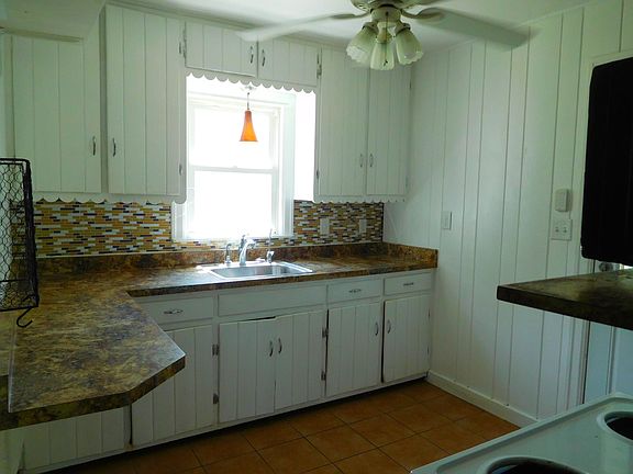5th image of 1624 Barton Blvd