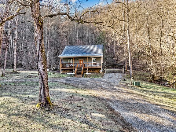 4th image of 4876 Pearl Valley Rd