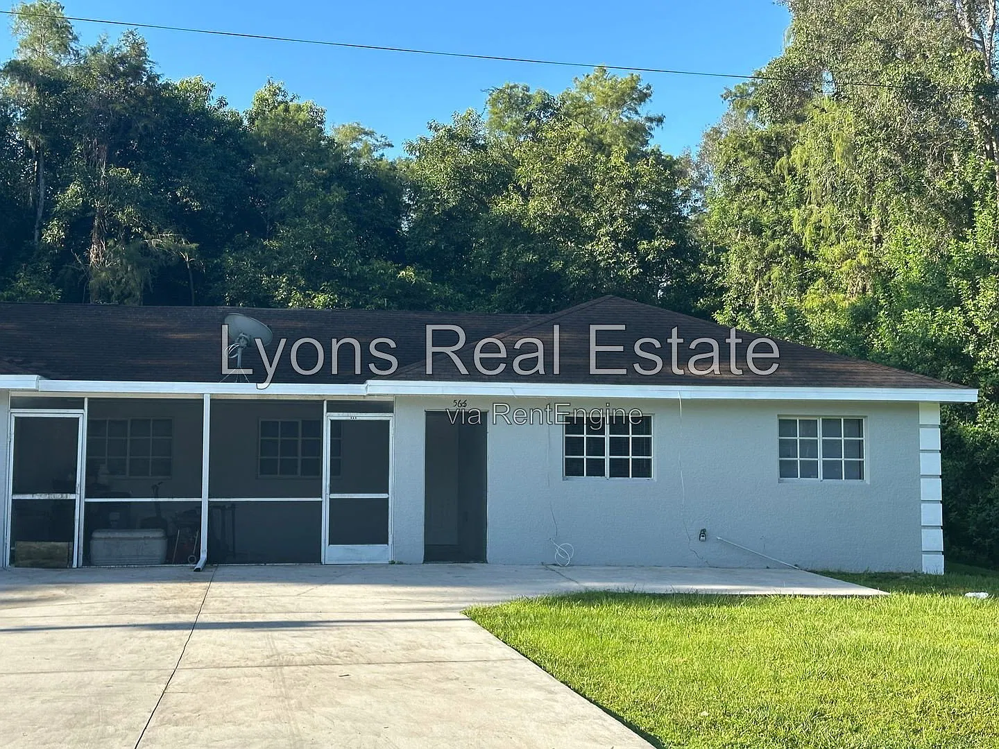 3 bed, 2.0 bath, 1109 sqft, $1,395 — Photo 1
