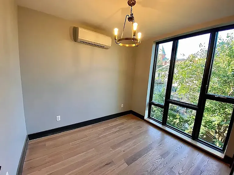 169 Hull St #1A — Photo 12