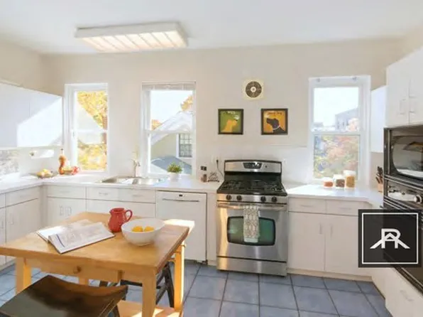 1002 Memorial Dr #2F, Cambridge, MA 02138