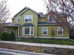 1390 Evergreen Ln, Ashland, OR 97520