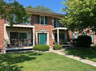 12082 Fifteen Mile Rd #37, Sterling Heights, MI 48312