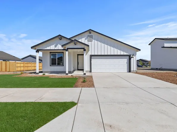 236 NW Par Ave #111, Madras, OR 97741