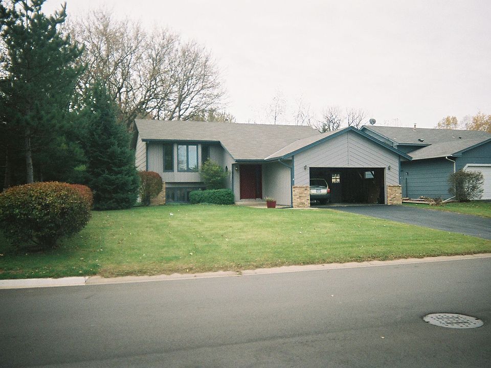 1st image of 812 Yorktown Pl