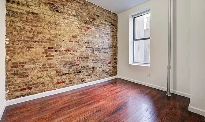 Rented by REAL New York | media 18