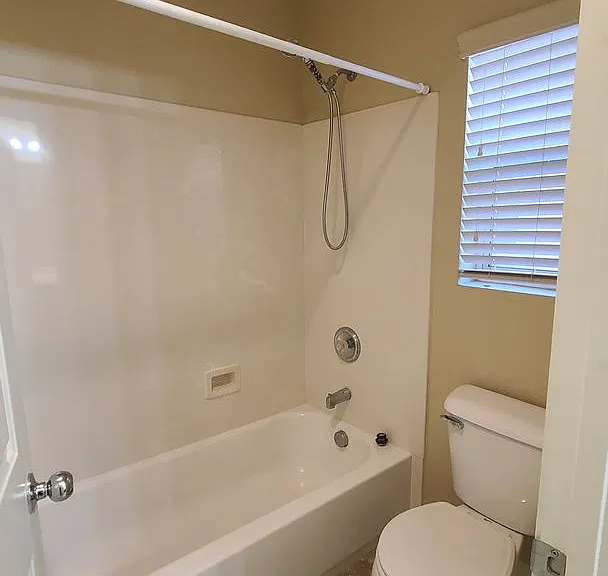 7449 W Mistral Ave — Photo 33
