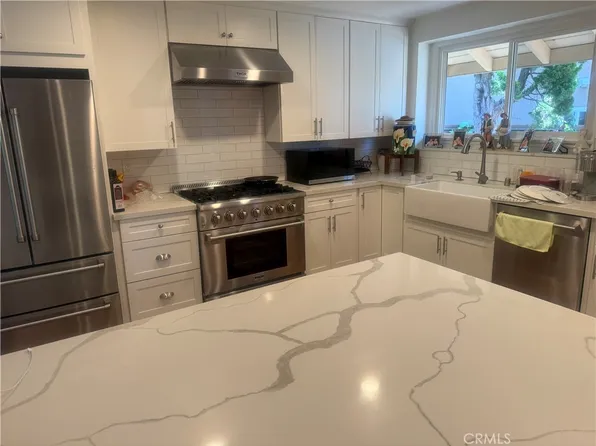 2126 W Rockinghorse Rd, Rancho Palos Verdes, CA 90275